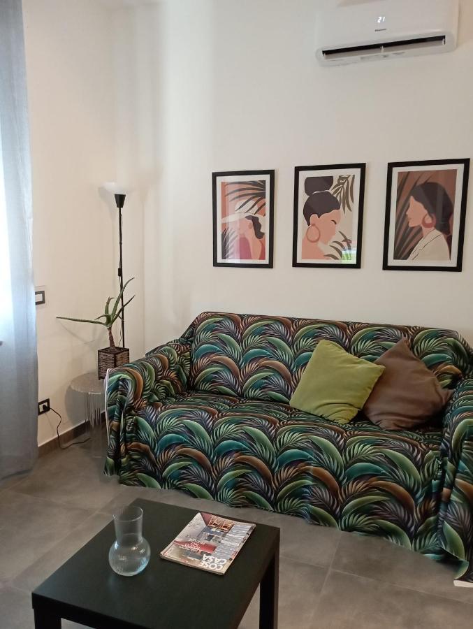 Brutia Mom&Son Bed & Breakfast โกเซนซา ภายนอก รูปภาพ