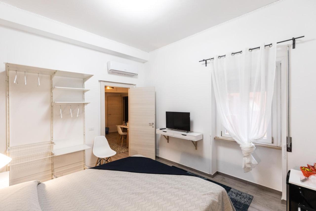 Brutia Mom&Son Bed & Breakfast โกเซนซา ภายนอก รูปภาพ