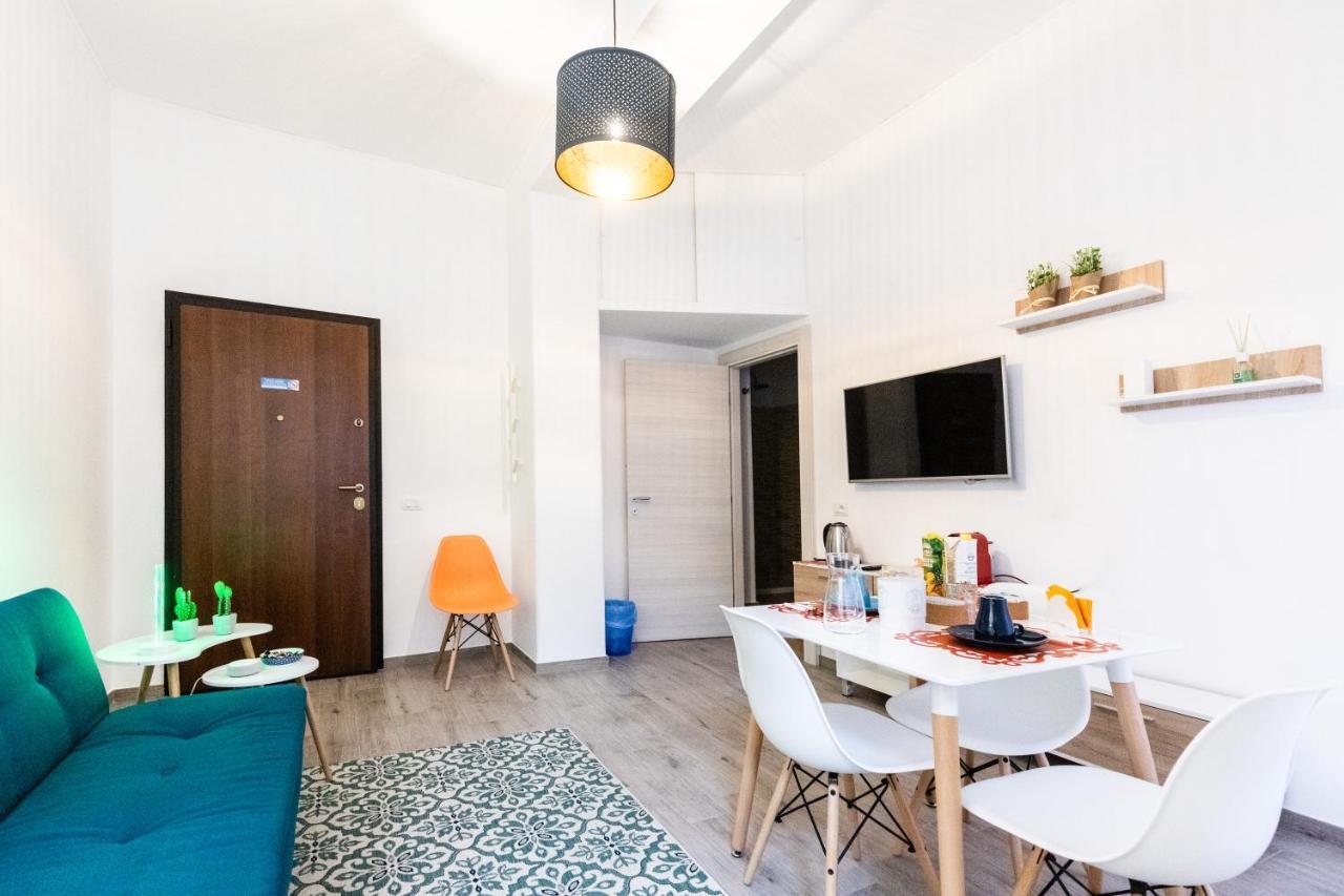 Brutia Mom&Son Bed & Breakfast โกเซนซา ภายนอก รูปภาพ